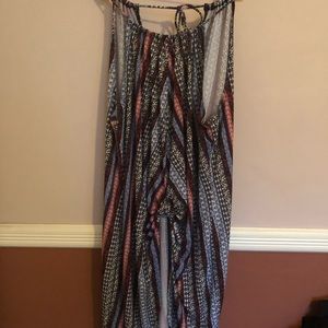 Sleeveless printed tunic